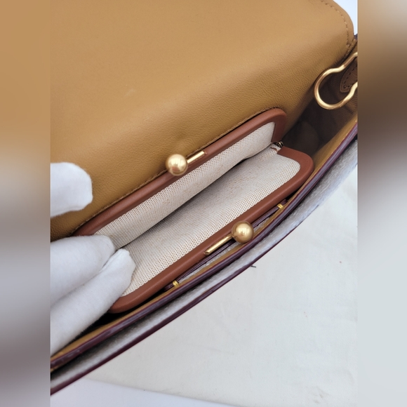 💥NWOT💥 Coach Dinky w/ Signature Embossing, Chalk - Picture 10 of 16